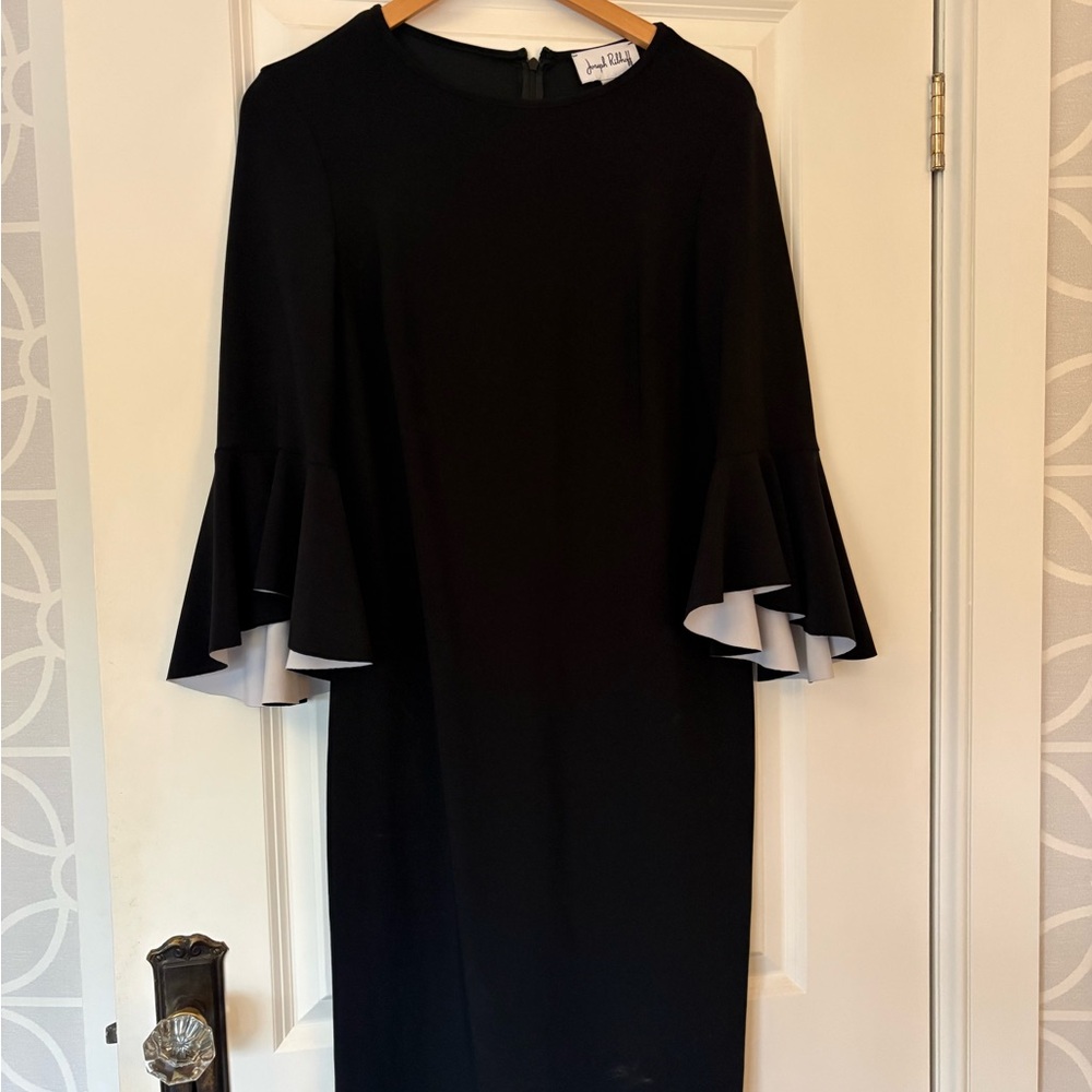 Black Bell-Sleeve Sheath Dress - Elegant Women's Dress